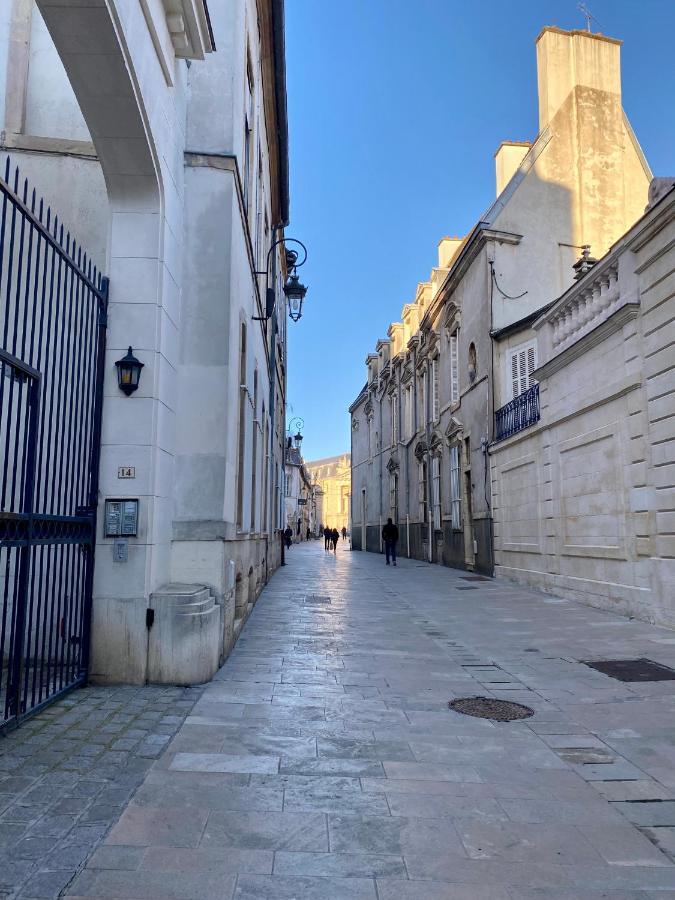 Le Souplex Des Ducs Lägenhet Dijon Exteriör bild